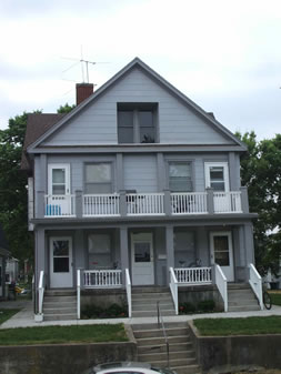 414-C Kiefaber - Exterior