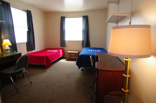 456-C Lowes - Bedroom